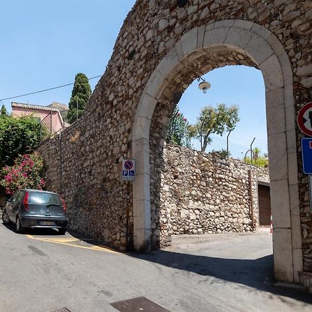 Taozen Apartments Taormina Exterior foto